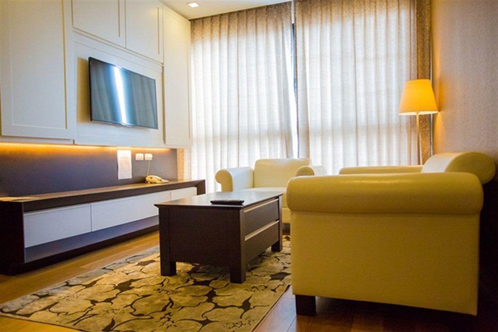 Alisha Court Hotel & Residence Bangkok Luaran gambar